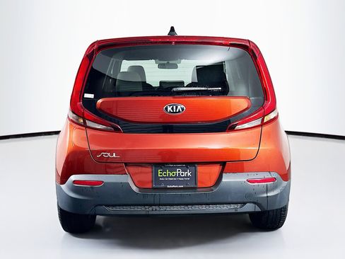 Used 2020 Kia Soul LX image 7