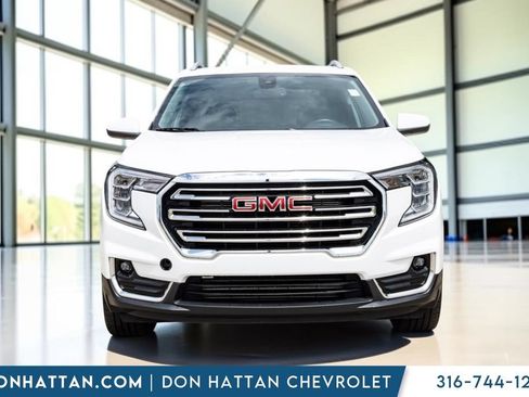 Used 2023 GMC Terrain SLT FWD image 26