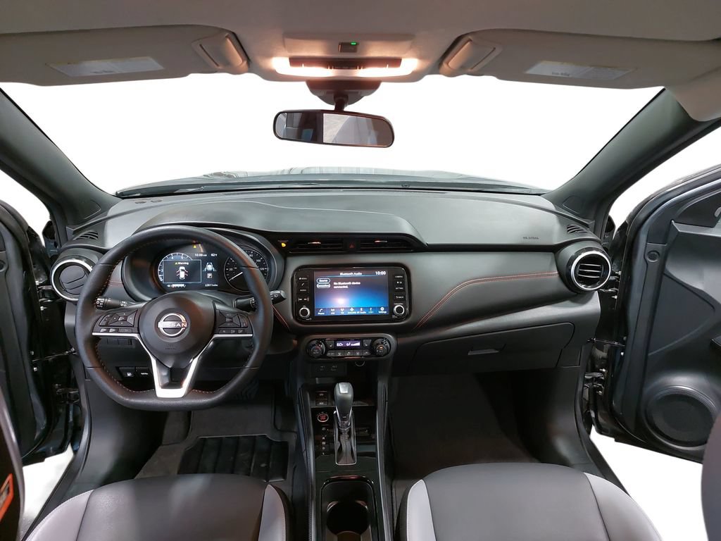 Certified 2023 Nissan Kicks SR w/ SR Premium Package FWD image 9