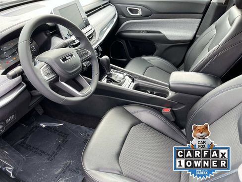 Used 2022 Jeep Compass Latitude image 25