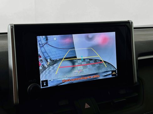 Used 2025 Toyota RAV4 LE FWD image 28