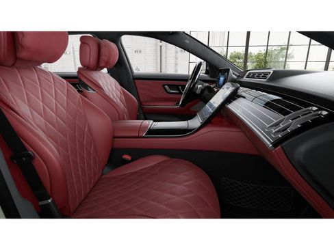 New 2026 Mercedes-Benz S 580e 4MATIC Sedan image 4