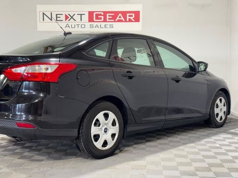 Used 2012 Ford Focus S FWD image 8