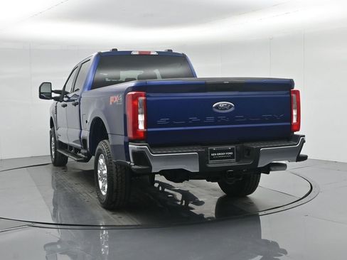 New 2026 Ford F250 XLT w/ FX4 Off-Road Package image 33