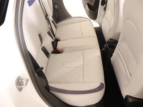 New 2026 MINI Cooper 4-Door Hardtop FWD image 13
