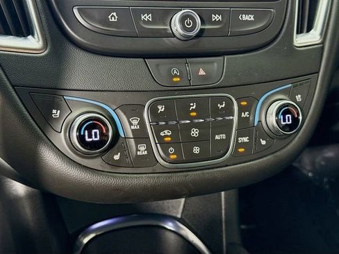 Used 2024 Chevrolet Malibu LT image 16
