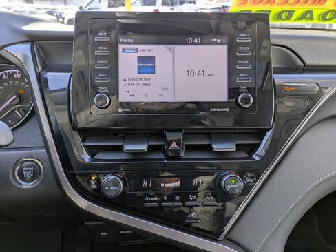 Used 2023 Toyota Camry SE image 20
