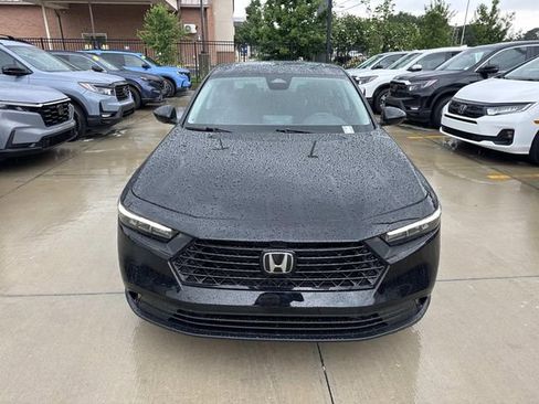 Certified 2023 Honda Accord EX image 3