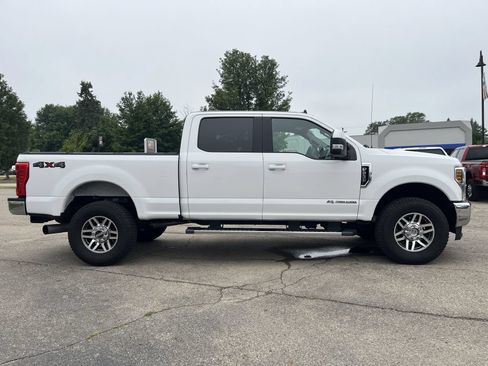 Used 2019 Ford F250 Lariat w/ Lariat Value Package AWD/4WD image 5