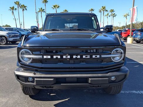 Used 2025 Ford Bronco Outer Banks image 9