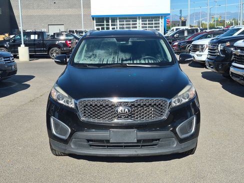 Used 2018 Kia Sorento LX AWD/4WD image 9