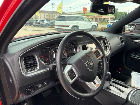 Used 2014 Dodge Charger R/T RWD image 14