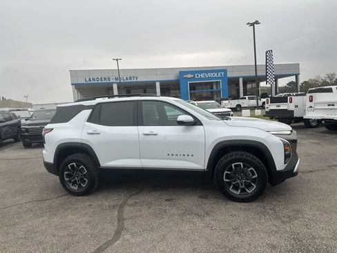 New 2026 Chevrolet Equinox ACTIV w/ Convenience Package III FWD image 2