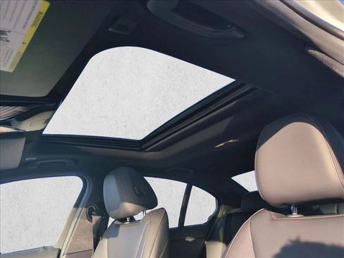 Certified 2023 BMW 330i Sedan w/ Convenience Package RWD image 16