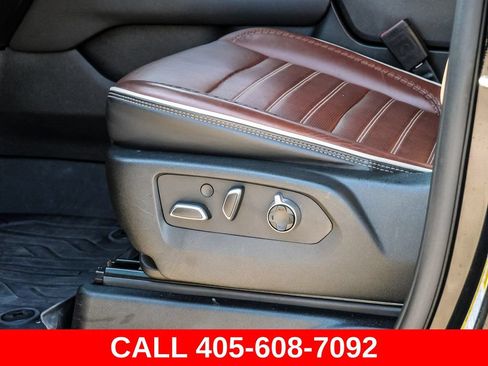 Used 2023 GMC Yukon Denali Ultimate AWD/4WD image 38