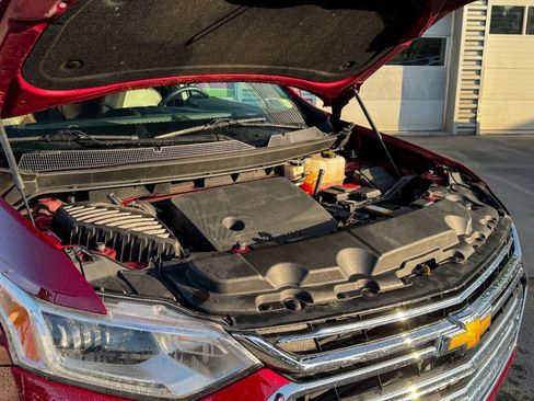 Used 2019 Chevrolet Traverse High Country AWD/4WD image 25