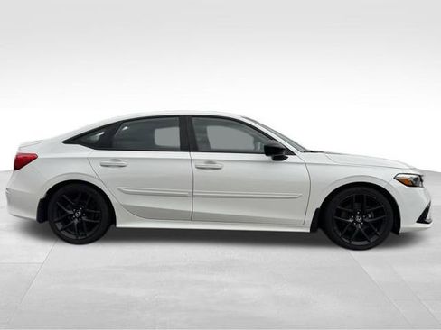 Used 2022 Honda Civic Sport image 9
