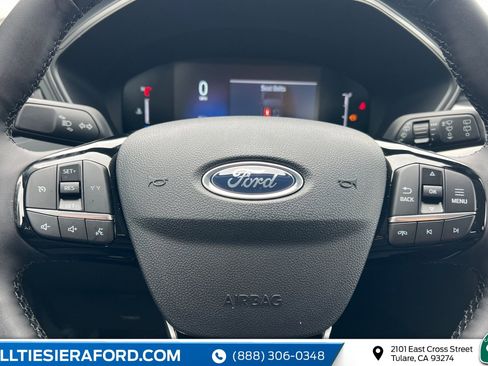 New 2025 Ford Escape Active w/ Cold Weather Package image 17