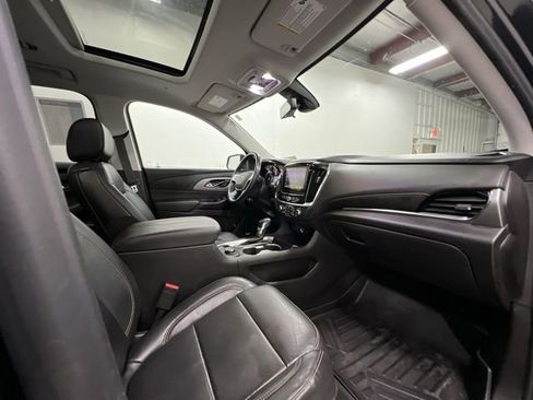 Certified 2021 Chevrolet Traverse RS image 30