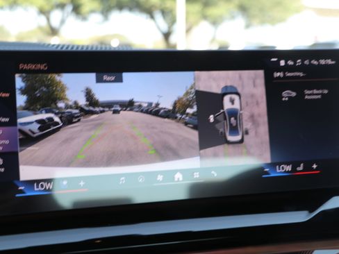 New 2026 BMW 550e xDrive image 21