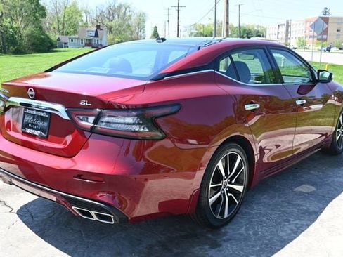 Used 2023 Nissan Maxima SL FWD image 5