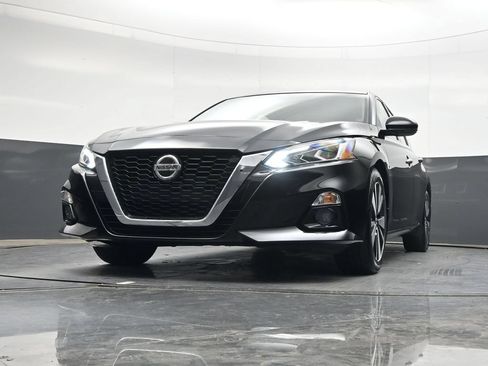 Used 2022 Nissan Altima 2.5 SL FWD image 28