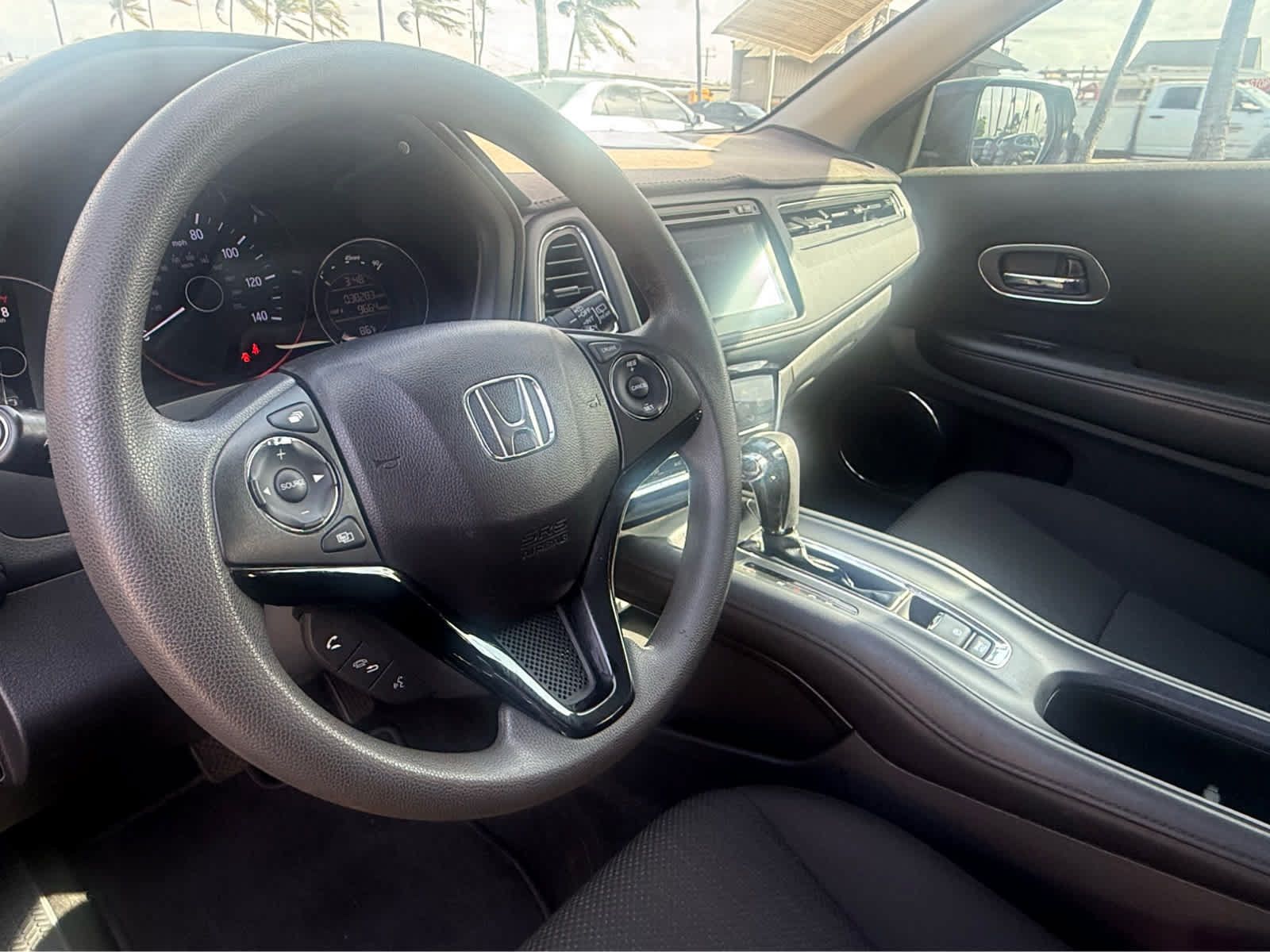 Used 2017 Honda HR-V EX image 8