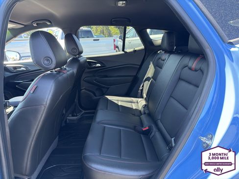 Used 2024 Chevrolet Trax RS w/ Driver Confidence Package FWD image 11