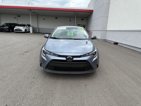 Certified 2025 Toyota Corolla LE FWD image 17