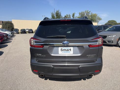 Used 2023 Subaru Ascent Touring AWD/4WD image 7