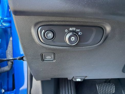 Used 2024 GMC Terrain SLE w/ Driver Convenience Package AWD/4WD image 19