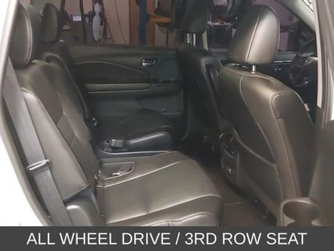 Used 2020 Honda Pilot Elite image 36