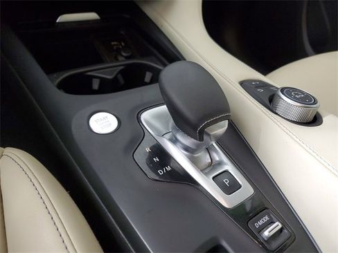 Used 2019 INFINITI QX50 Luxe w/ Navigation Package image 31