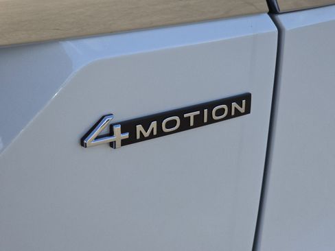 New 2026 Volkswagen Atlas SEL Premium R-Line image 12