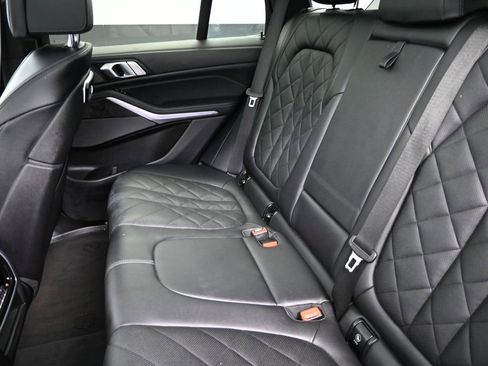 Used 2024 BMW X5 xDrive40i AWD/4WD image 16