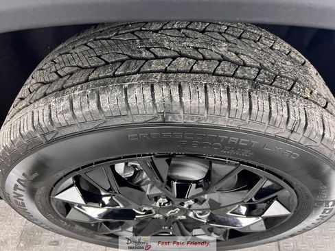 New 2026 Chevrolet Traverse LT w/ Midnight/Sport Edition FWD image 20