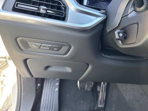 New 2026 BMW X5 xDrive50e AWD/4WD image 33