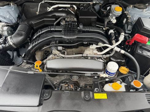 Used 2019 Subaru Crosstrek 2.0i Premium AWD/4WD image 8