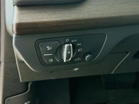 Used 2024 Audi Q5 2.0T Premium Plus w/ Premium Plus Package image 10