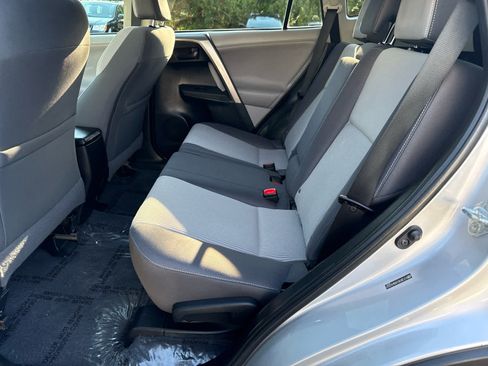 Used 2013 Toyota RAV4 XLE AWD/4WD image 13