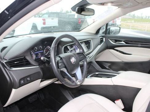 Used 2023 Buick Enclave Essence FWD image 22