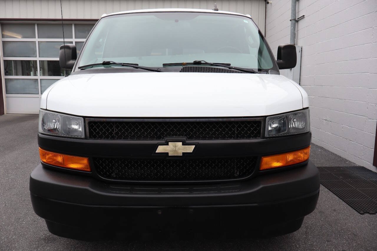 Used 2019 Chevrolet Express 2500 LS w/ Driver Convenience Package RWD image 2
