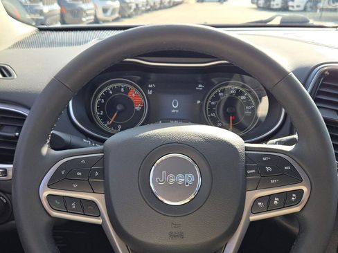 Used 2022 Jeep Cherokee Limited w/ Mopar Interior Package image 33