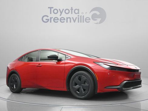 Used 2025 Toyota Prius LE FWD image 20