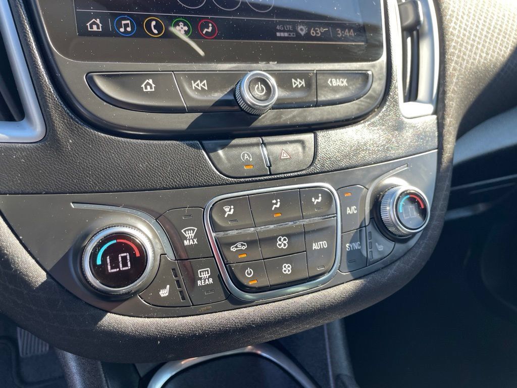 Used 2024 Chevrolet Malibu LT FWD image 31
