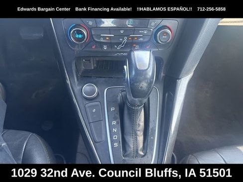 Used 2016 Ford Focus Titanium w/ Titanium Cold Weather Package FWD image 19