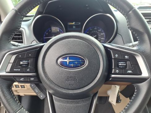 Used 2019 Subaru Outback 2.5i Premium AWD/4WD image 5