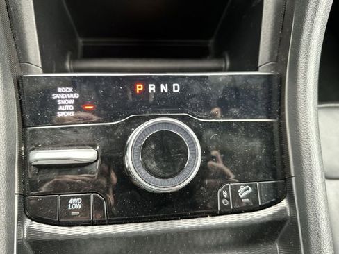 Used 2025 Jeep Grand Cherokee Limited 4xe AWD/4WD image 24