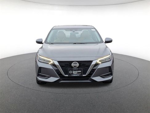 Used 2020 Nissan Sentra SV w/ SV Premium Package image 2