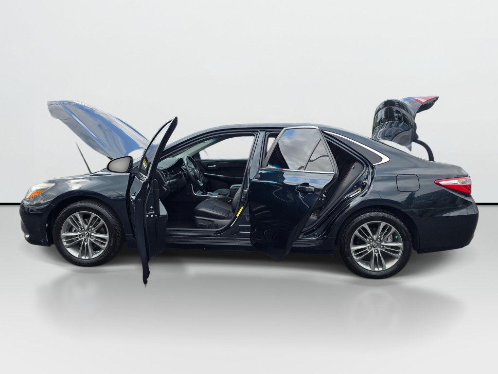 Used 2017 Toyota Camry SE FWD image 10